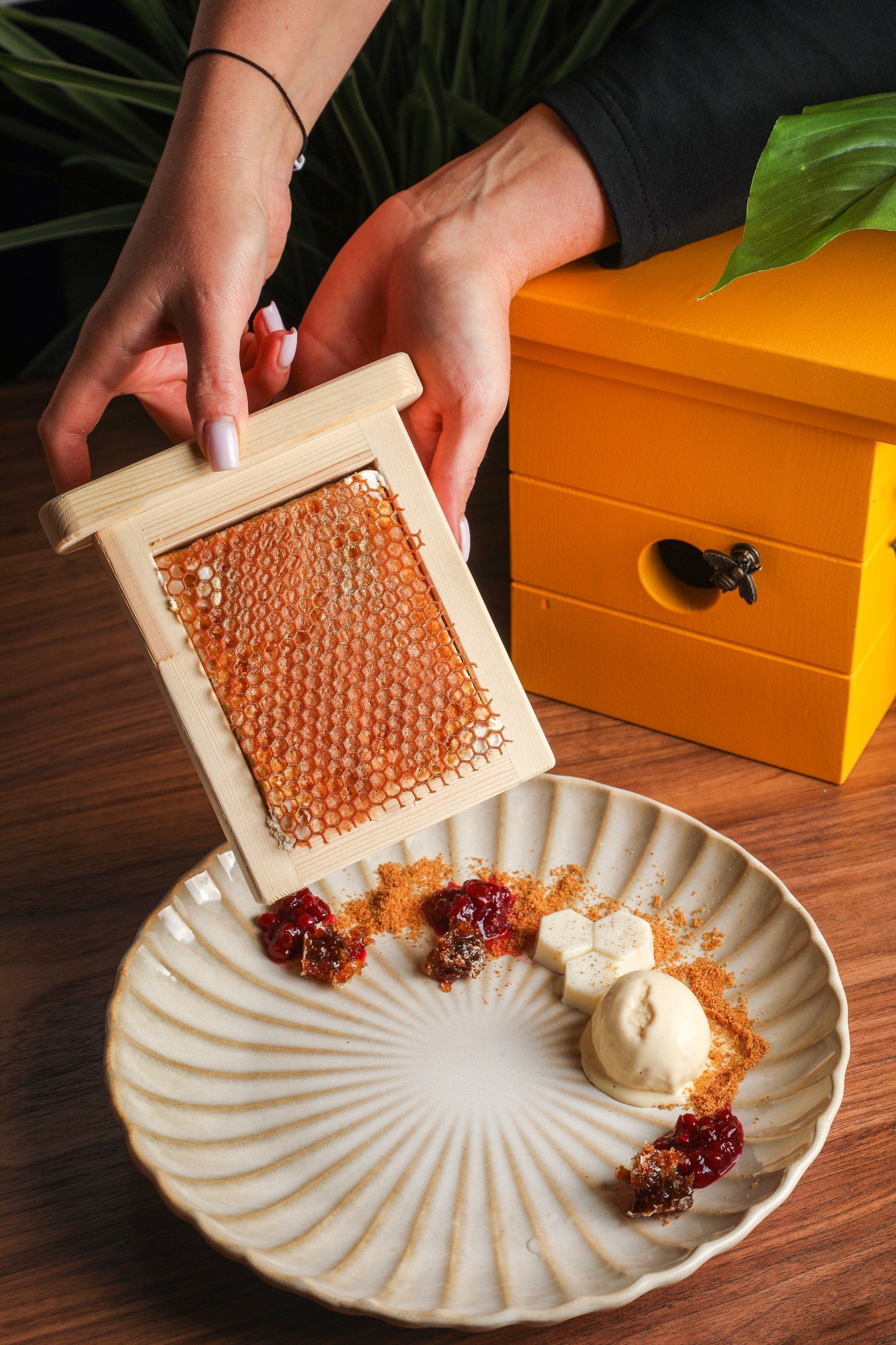 Семейный ресторан &quot;Мед&quot;